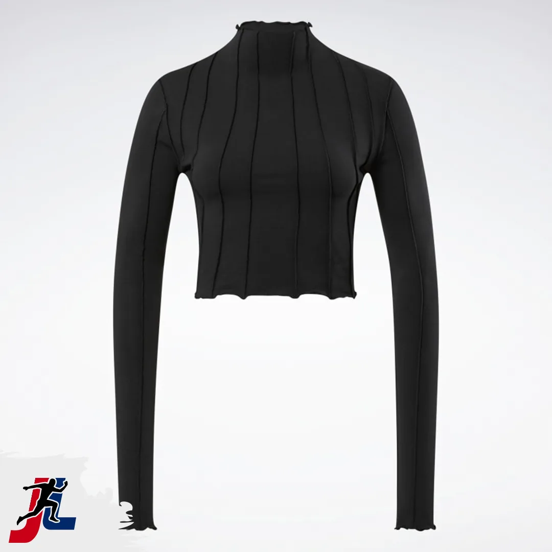 Workout Crop Top for Women, Sportswear and Activewear Manufacturer. Made by Janletic Sports in Sialkot Pakistan.