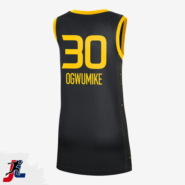 Basketball Uniform Jersey for Women, Sportswear and Activewear Manufacturer. Made by Janletic Sports in Sialkot Pakistan.